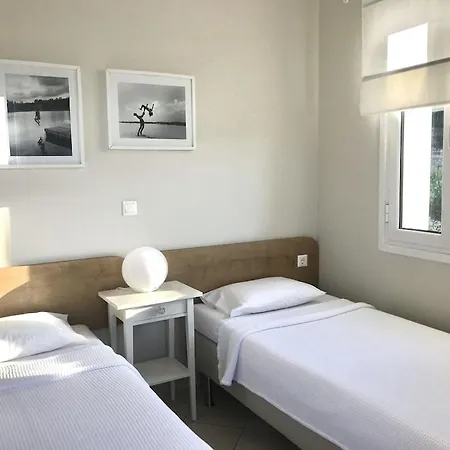 Armonia & Pool House, Stunning Views, Private Pool, Peaceful Location, Ideal For Two Families! Βίλα *