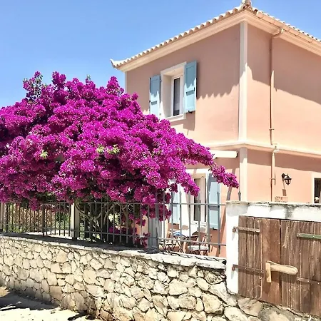 Armonia & Pool House, Stunning Views, Private Pool, Peaceful Location, Ideal For Two Families! Βίλα *